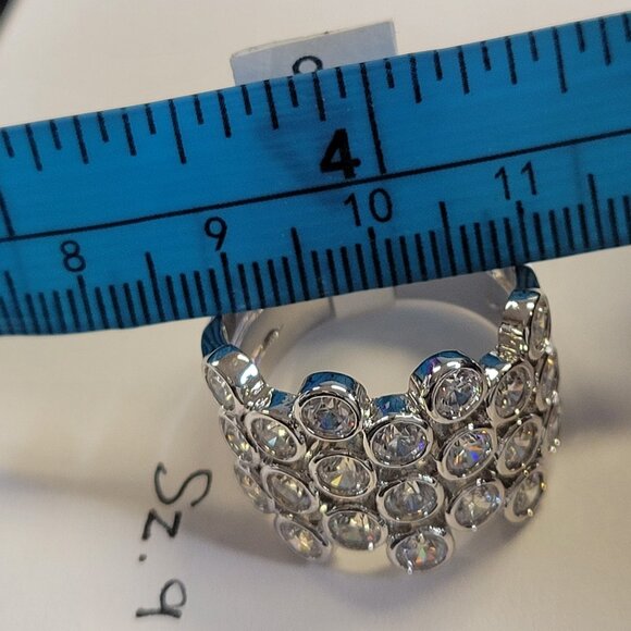 Clear Rhinestones Ring Size 9 Wide Band Silver Tone - Size 9 - Picture 10 of 14